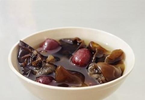 Black Fungus Tianqi Notoginseng Soup
