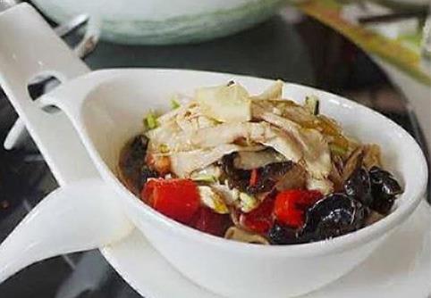Dendrobium Shredded Chicken